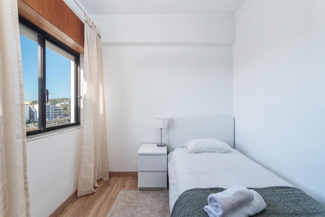 Hostwise - Spacious & Sunny Flat - Loulé Eksteriør bilde